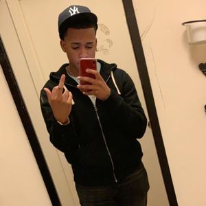 Meet your Posher, Wesley